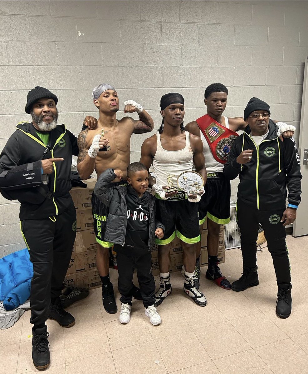 dnalevelcboxing's tweet photo. TEAM DNA WENT 3-0 TODAY IN #struthers #ohio GREAT SHOW AND WE 🔥 THE BUILDING UP💥🥊🥊🥊 WINNING FIGHTER OF THE NIGHT💯💯💯🏆#teamdna #dnalevelcboxingclub #workingwiththenextgenerationofchampions #cleveland #ohio #mapleheights #ohio https://t.co/0r9ieRWaKR