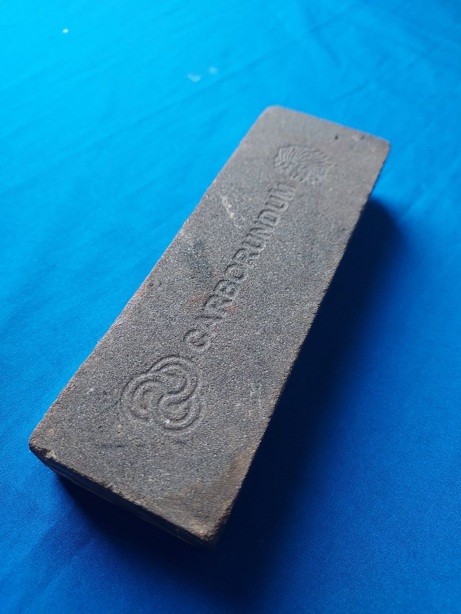 AhmadAzlee1's tweet image. Display : The knife sharpening stone

#sharpeningstone #Collections #collector #picture #PictureOfTheDay #photography #photooftheday