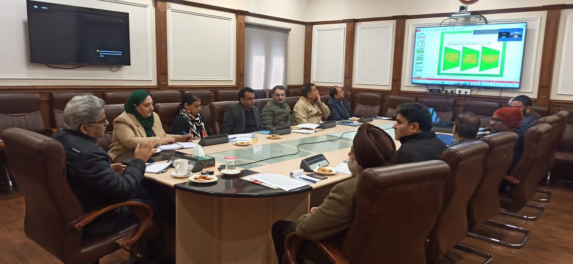 RisingKashmir's tweet photo. #Dullo calls for adequate #supply of #petroleum-#derived #spray #oils

https://t.co/tWyvQZ3eJZ https://t.co/nFOwZJBWcQ
