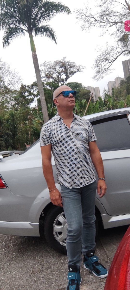 EmirExpress's tweet image. Proyectando al Universo