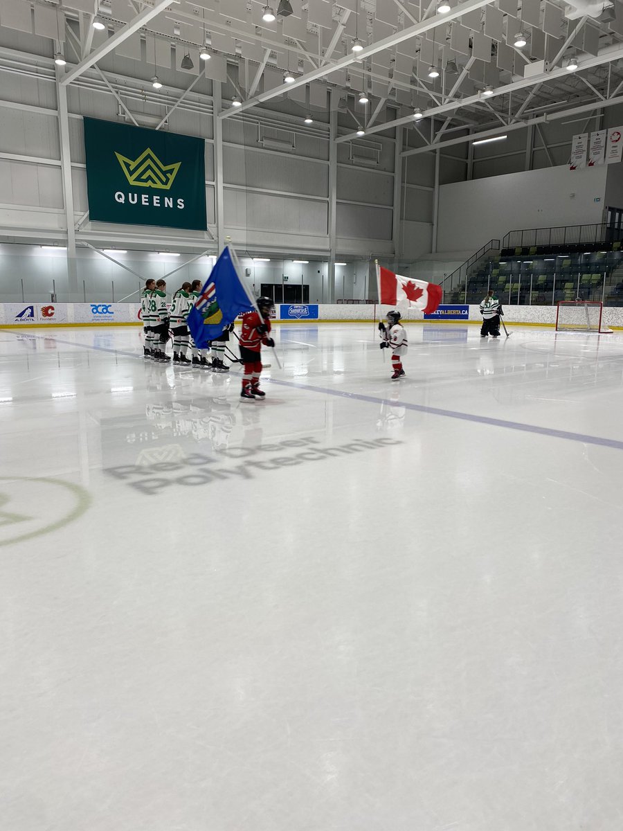 RDPQueensHockey's tweet photo. BIG THANK YOU to our 2 future Queens who came out tonight and flew our flags for O Canada. We hoped you enjoyed yourselves! ๐๐ #Community #FutureQueens https://t.co/oDKVMdUciA