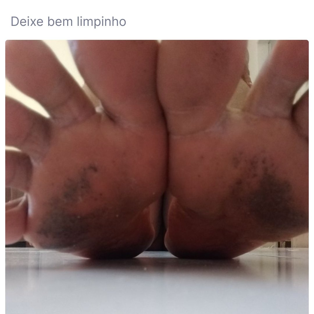 MBlackgoddess's tweet photo. Meu pezinho sujo se preparando para abraçar sua cara.
E aí, lambe ou infarta? https://t.co/FgDWbnT6Cn