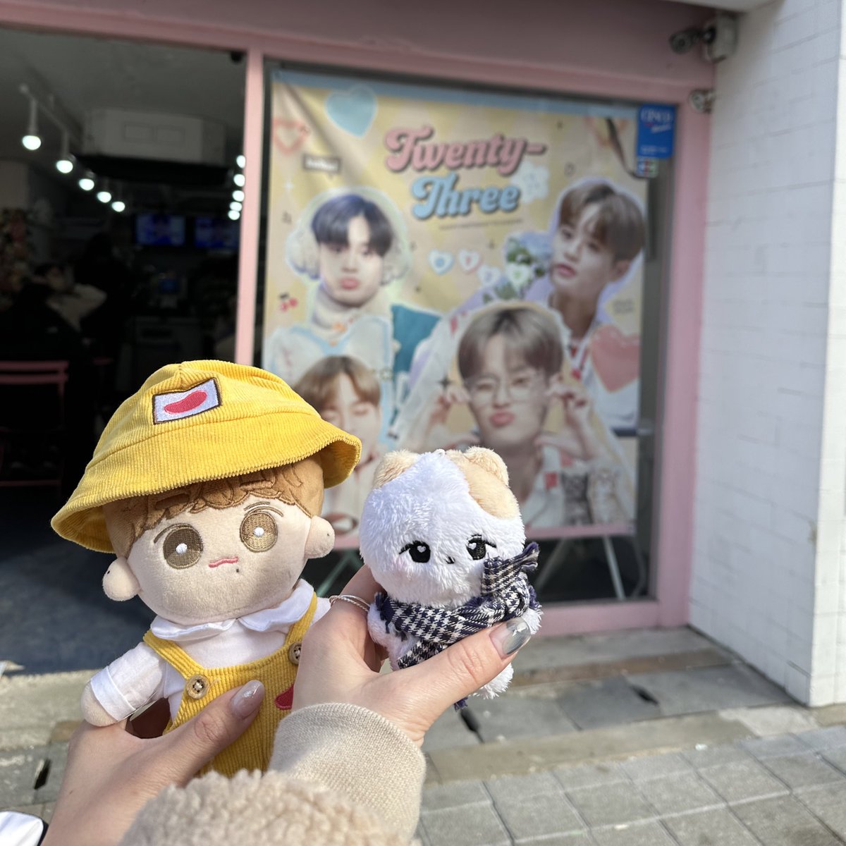 _94fish's tweet photo. 0129
ෆ 𝐭𝐰𝐞𝐧𝐭𝐲-𝐭𝐡𝐫𝐞𝐞

#스���셋의_대휘도_좋아해

#에이비식스 #AB6IX #이대휘 https://t.co/MZPM7SLdTB