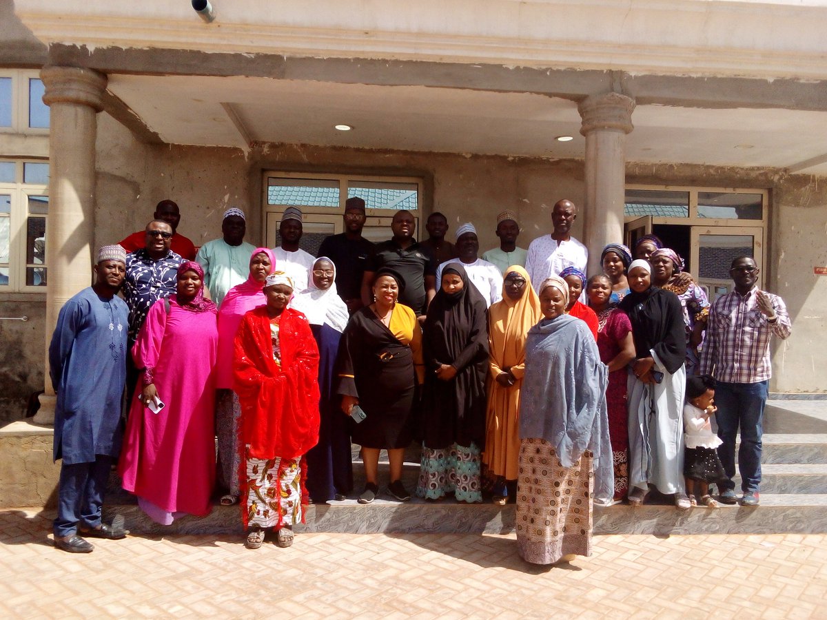 AheadMovement's tweet photo. It's been an awesome week for us. We've attended a seminar of capacity building hosted by United State International Agency for Development.
Sponsored by American people.
Thank you so much, it was a really amazing seminar.
@USAID 
@State2StateNGR https://t.co/R2f02omSRa