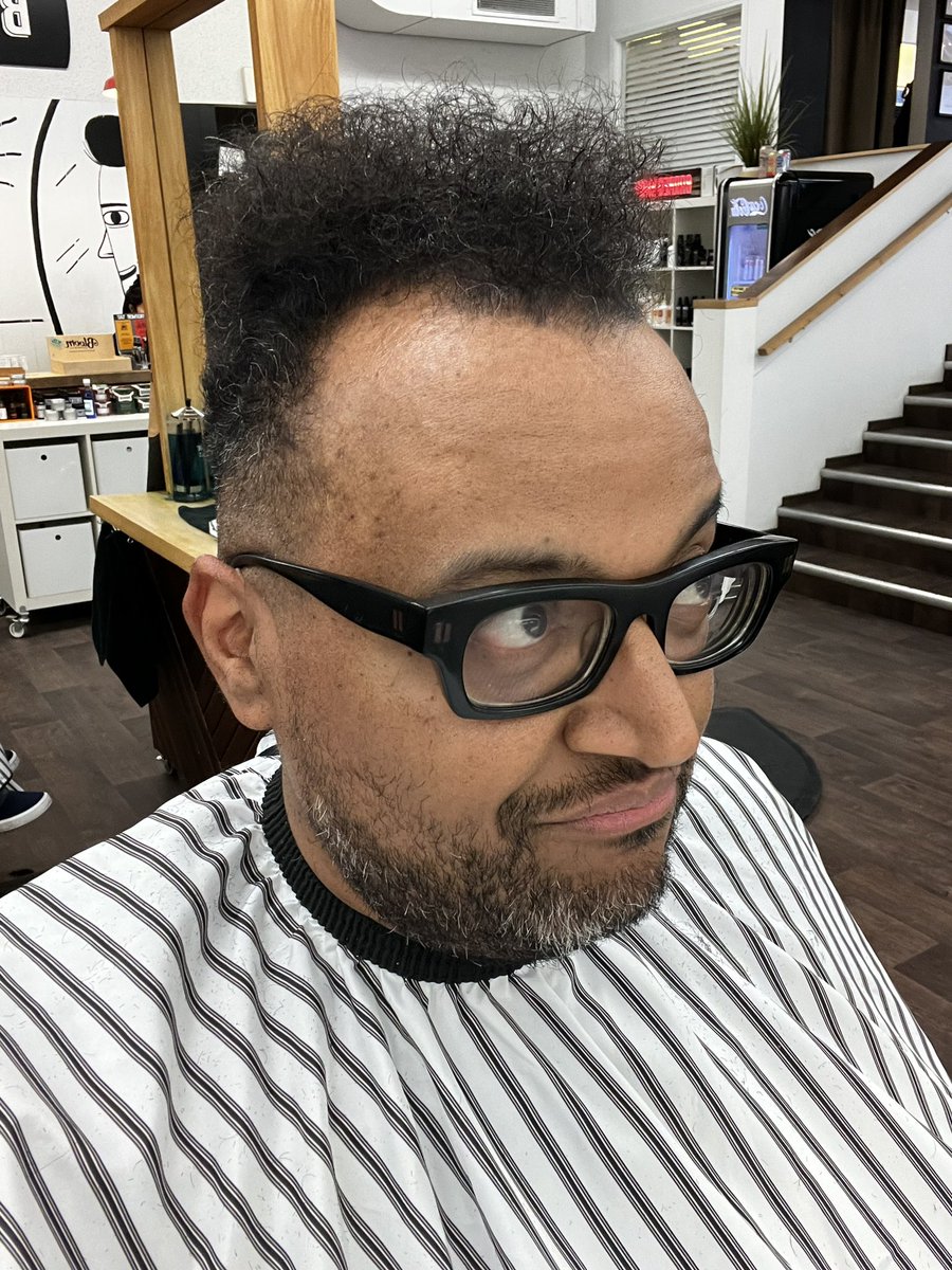 Almost went for the Kid &amp; Play for my 2023 look. Receding hairline is just a little too far back dammit. MISSED MY CHANCE! 😆