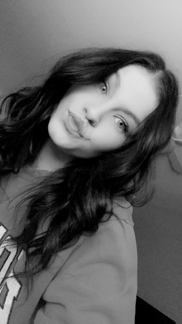 😘