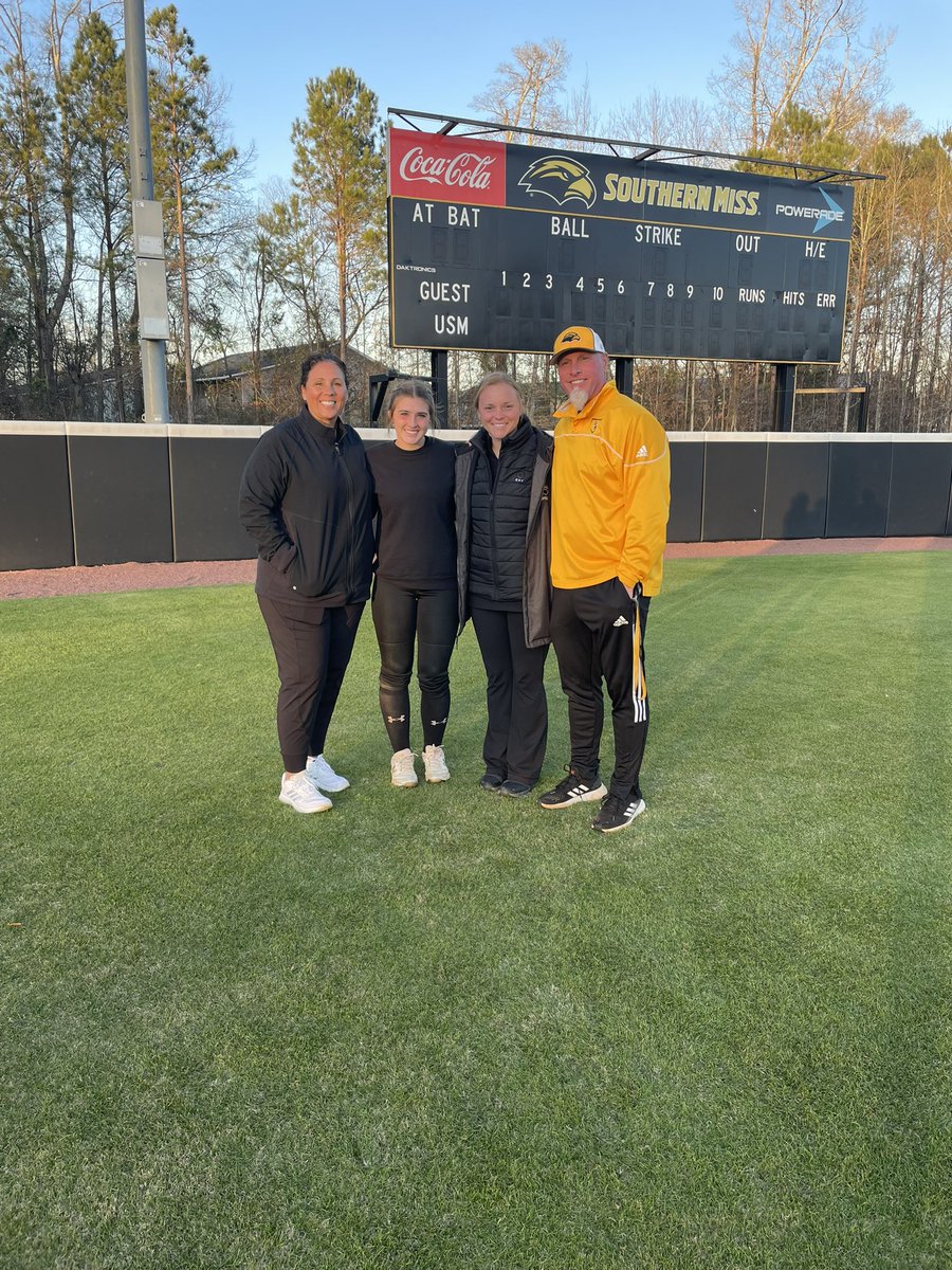 I had a great weekend @ my future home <a href="/SouthernMissSB/">Southern Miss Softball</a>!! Thank you to the amazing coaches for another awesome camp and every pointer to make my game better! Can’t wait to be back! <a href="/NataliePooleUSM/">Natalie Poole</a> <a href="/BigRockHawk/">Aaron Longenecker</a> <a href="/IzzyWerdann/">Izzy Werdann</a> #SMTTT