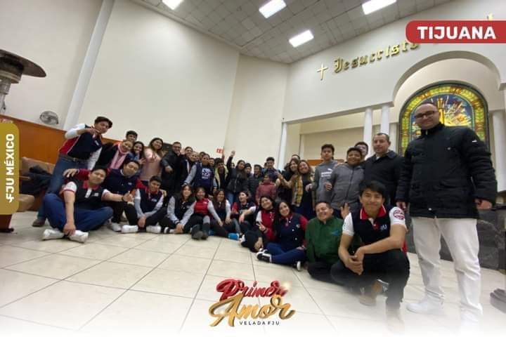 n_ngabriella's tweet photo. Gran velada🕊️🔥💪
#FJUMX
#TeamDigitalMx https://t.co/J0Pc69vTjd