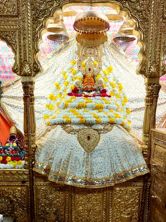 AshokYadavIN's tweet photo. जय श्री श्याम 🚩🙏 https://t.co/H3udGNpTy3