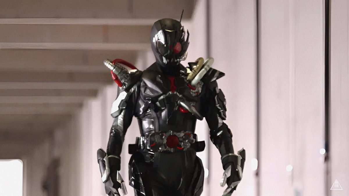TokuRed's tweet photo. Kamen Rider Outsiders Ep.2

Find the Difference
       KR Ark Zero

#仮面ライダーギーツ revice
#仮面ライダーリバイス geats
 #仮面ライダーアークゼロ
#仮面ライダーアウトサイダーズ
#アギレラ #ラブコフ #lovekov
#キングオージャー #kingohger
#ドンブラザーズ #donbrothers https://t.co/0q0nq2rGtT