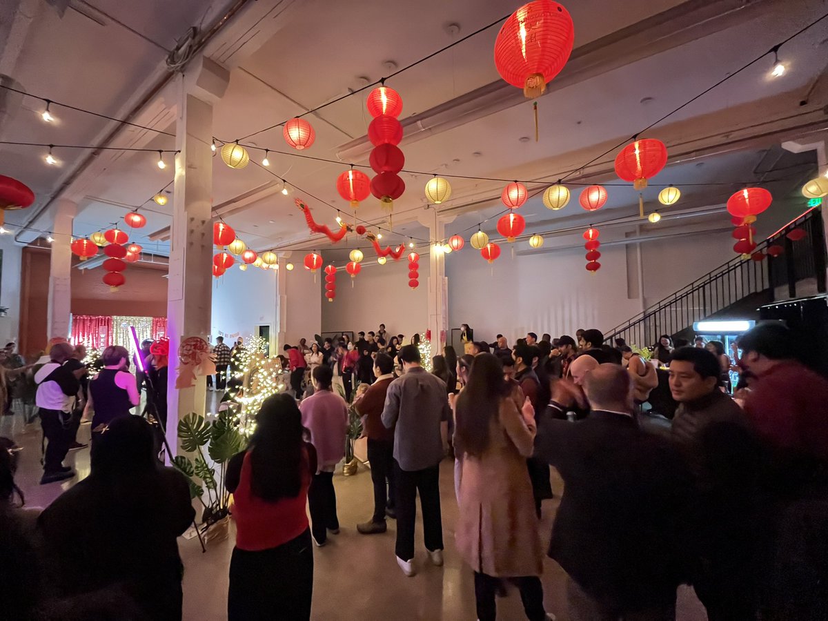 Bobakkabob37's tweet photo. I’m here at the #DearCommunity Lunar New Year event, it’s popping to say the least ❤️❤️❤️ https://t.co/1ppFS4ZKKU
