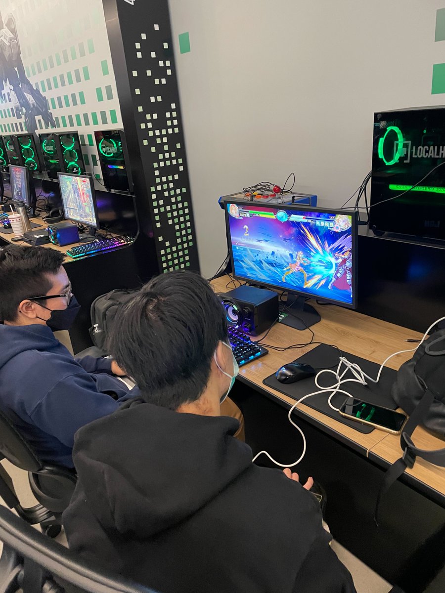 LHFullerton's tweet photo. CRAZY DAY TODAY IN FULLY! 👊 #dangertime locking down the whole venue with a mass of people playing Guilty Gear Strive, Melty Blood, BBTAG and MORE!! 📍
@TheDangerTime
#Fullerton #dangertime #guiltygear #meltyblood #pccafe #pcbang #BBTAG #gaming #gamers #fightinggames #event https://t.co/9ZIg1v8nN7