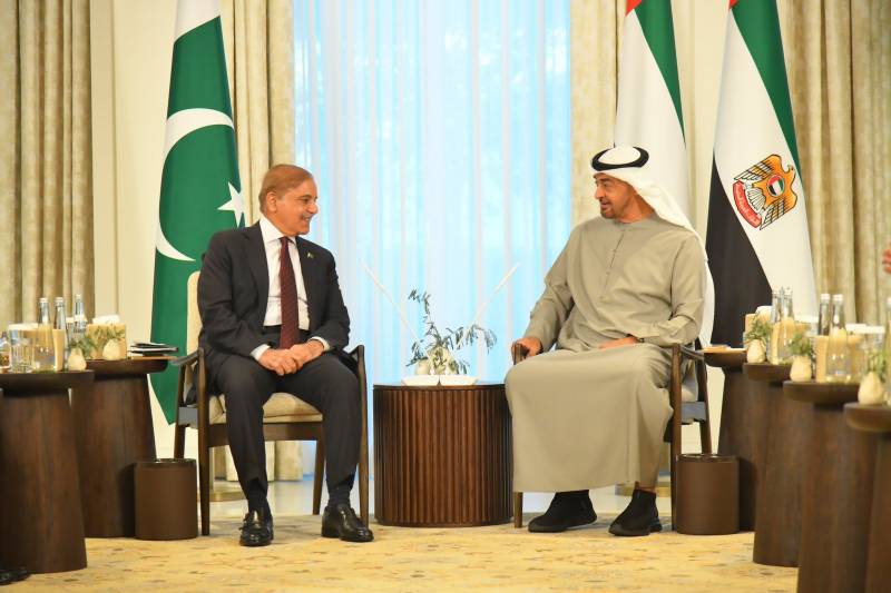 endailypakistan's tweet photo. #UAE President #MohammadBinZayed due in #Pakistan tomorrow on second visit in a month https://t.co/LXDJf5M8AO https://t.co/CGg5IGRETf