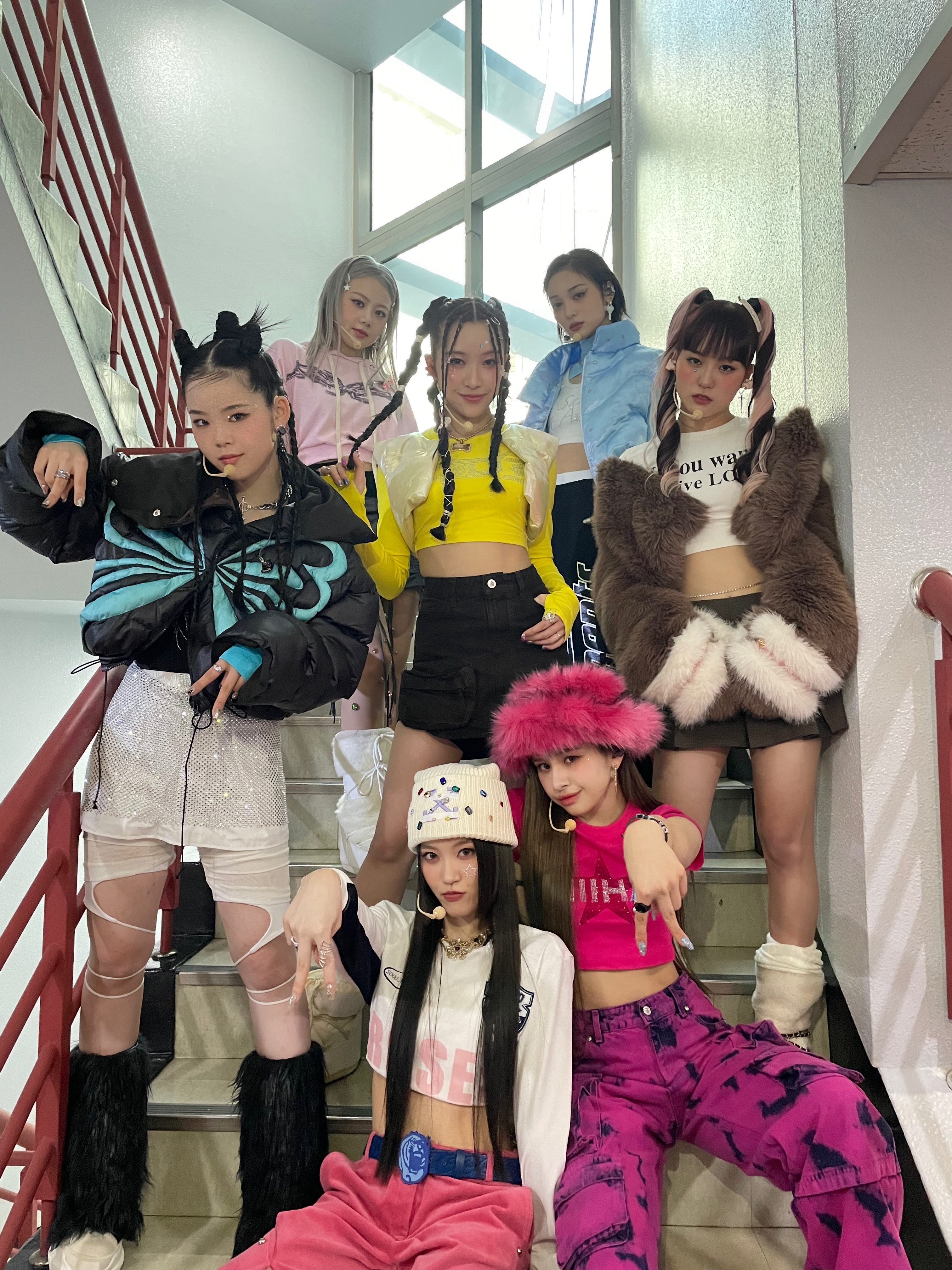 Fnn_bjeacAM-LBD?format=jpg&name=4096x4096