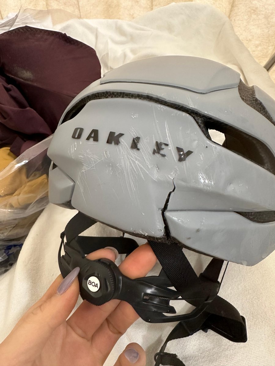 YellowJerseyUK's tweet photo. "A dog crashed into my back wheel and I was thrown off my bike, landing on my head"

Get cover today: https://t.co/hnxfckLxFO

#FreeYourRide #YellowJersey #Rapha #Raphaclub #RaphaCC #raphacyclingclub #roadcycling #cycling #oakley https://t.co/7r2Gf5mKtC