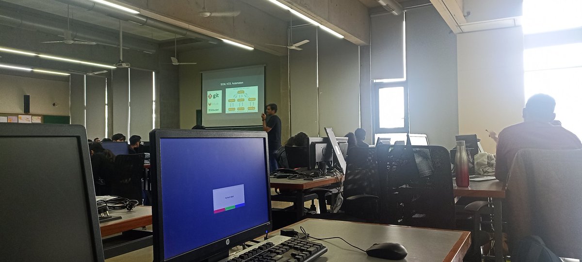 darshann_tech's tweet photo. DevOps Session by @yash982K at Ingenious Hackathon @tech_ingenium #Ahmedabad #ingenium #ingenious https://t.co/zEeQzxxMiH