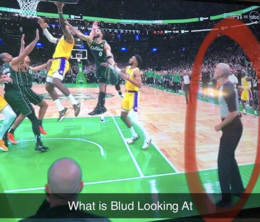 _CBLOC_'s tweet image. LMAO