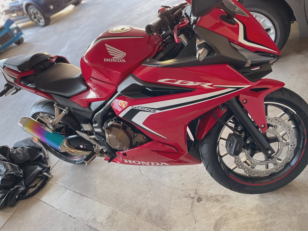 AxelSBC's tweet photo. またバイク乗り換えたので改めて

名前:kazukiSBC
性別:男
年齢:24歳
住み:埼玉県
身長:168cm
車種:CBR400R
好き:キャンプ、ゲーム、音楽
嫌い:花粉
一言:バイク以外のツイート多めだけど
良ければ仲良くしてください！
#バイク乗りとして軽く自己紹介 
#バイク乗りと繋がりたい https://t.co/rwBOPLxbjE