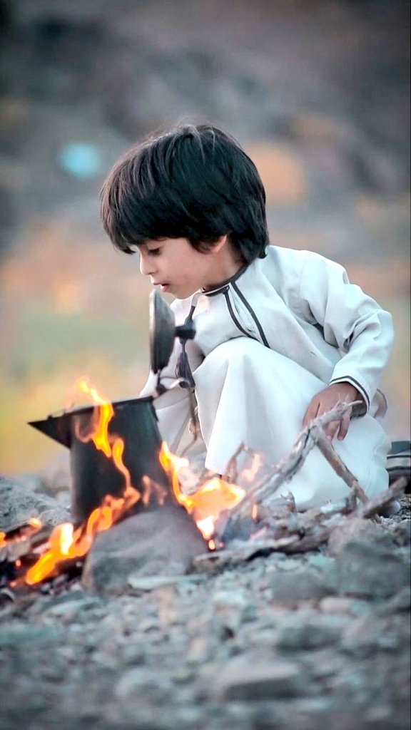 Faisal___1990's tweet photo. يالي تسوي دلة الكيف وتسوق 
الهيل ذعذع مع هبوب الرياحي

يسعد صباح اللي نطق كل منطوق
بالطيب وعلوما عليها الفلاحي 

#صباح_الخير https://t.co/rz3FfrFOWk