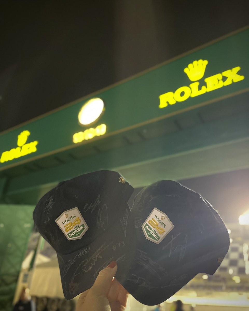 Rolex24Hours's tweet image. Still sticking with us at @DAYTONA? Drop your current views of the track and you could win a signed hat!