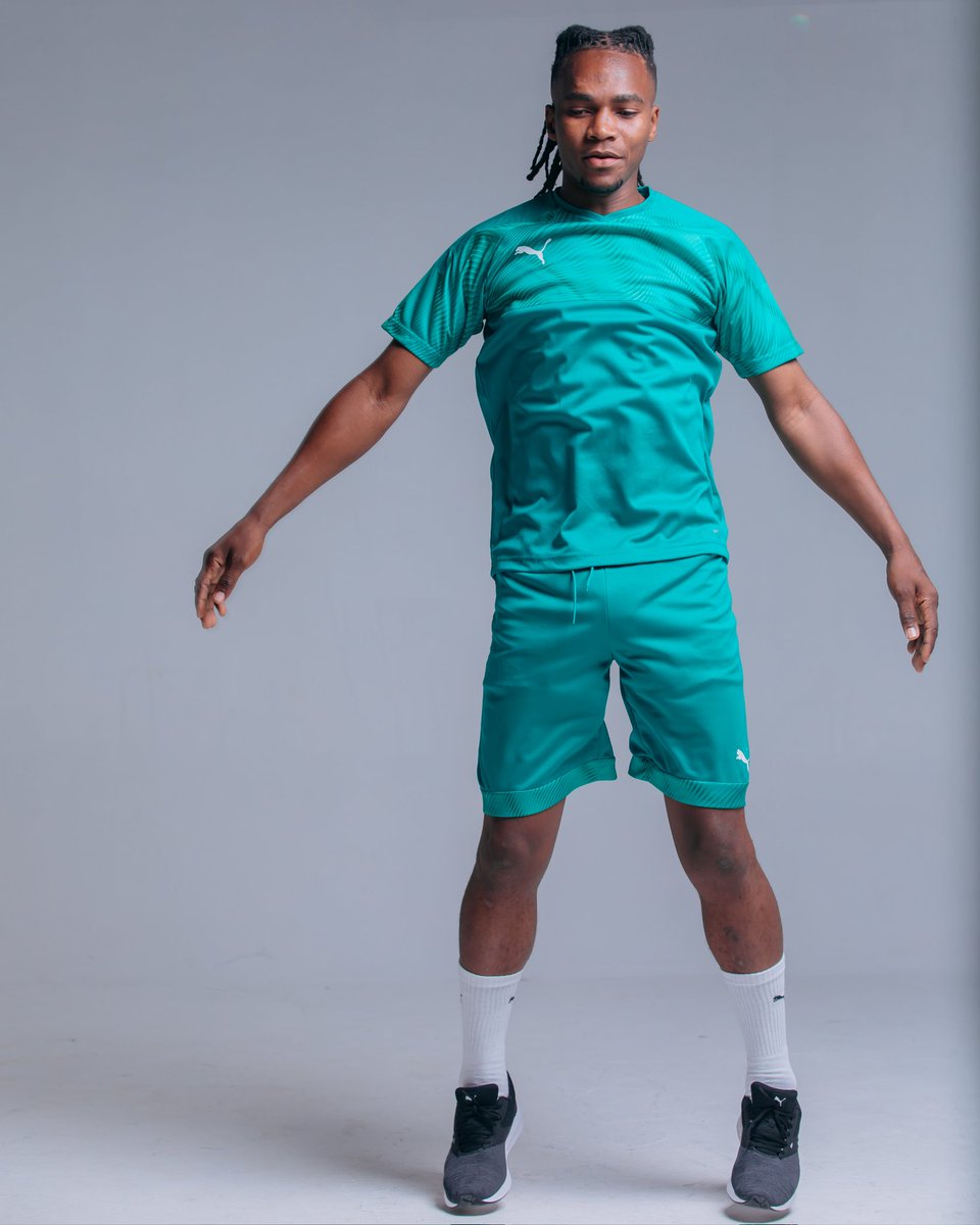 bajabiri's tweet photo. Hongera kwa #IbraClass.
#JustFit inajivunia kuwa na Bondia mahiri 🥊🥊🥊asiye na Mbambamba https://t.co/WOcWEMkU4z