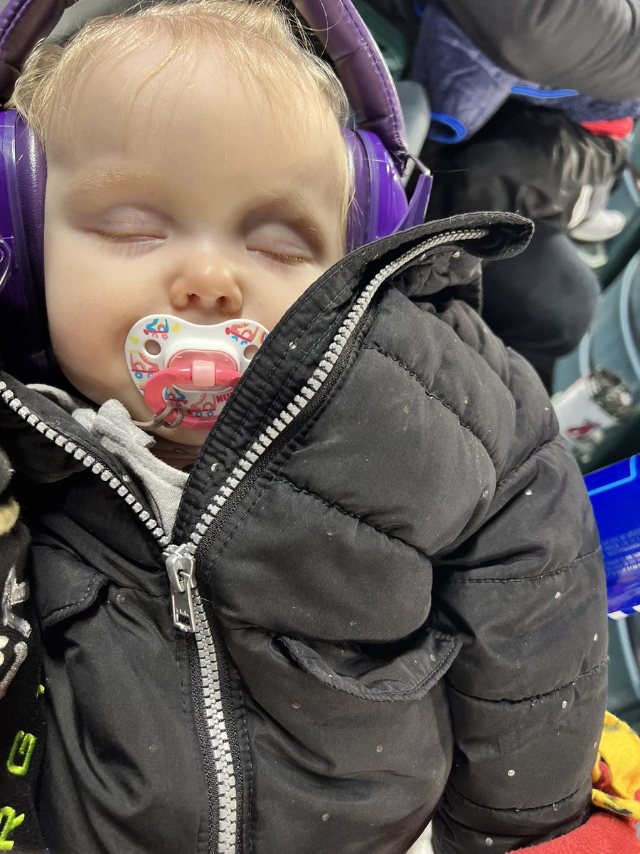 clark_delaney's tweet photo. Tuckered out from all the action at Anaheim 2 #monsterenergysupercross https://t.co/jvCCFdoHlE
