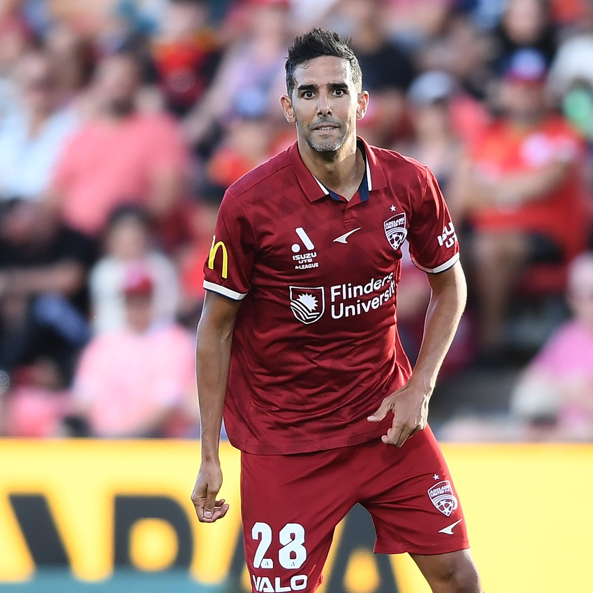 aleaguemen's tweet photo. Our thoughts are with @AdelaideUnited's Juande, who suffered a serious injury at AAMI Park tonight.

Get well soon, mate ❤️ https://t.co/wkiwpoPKgW