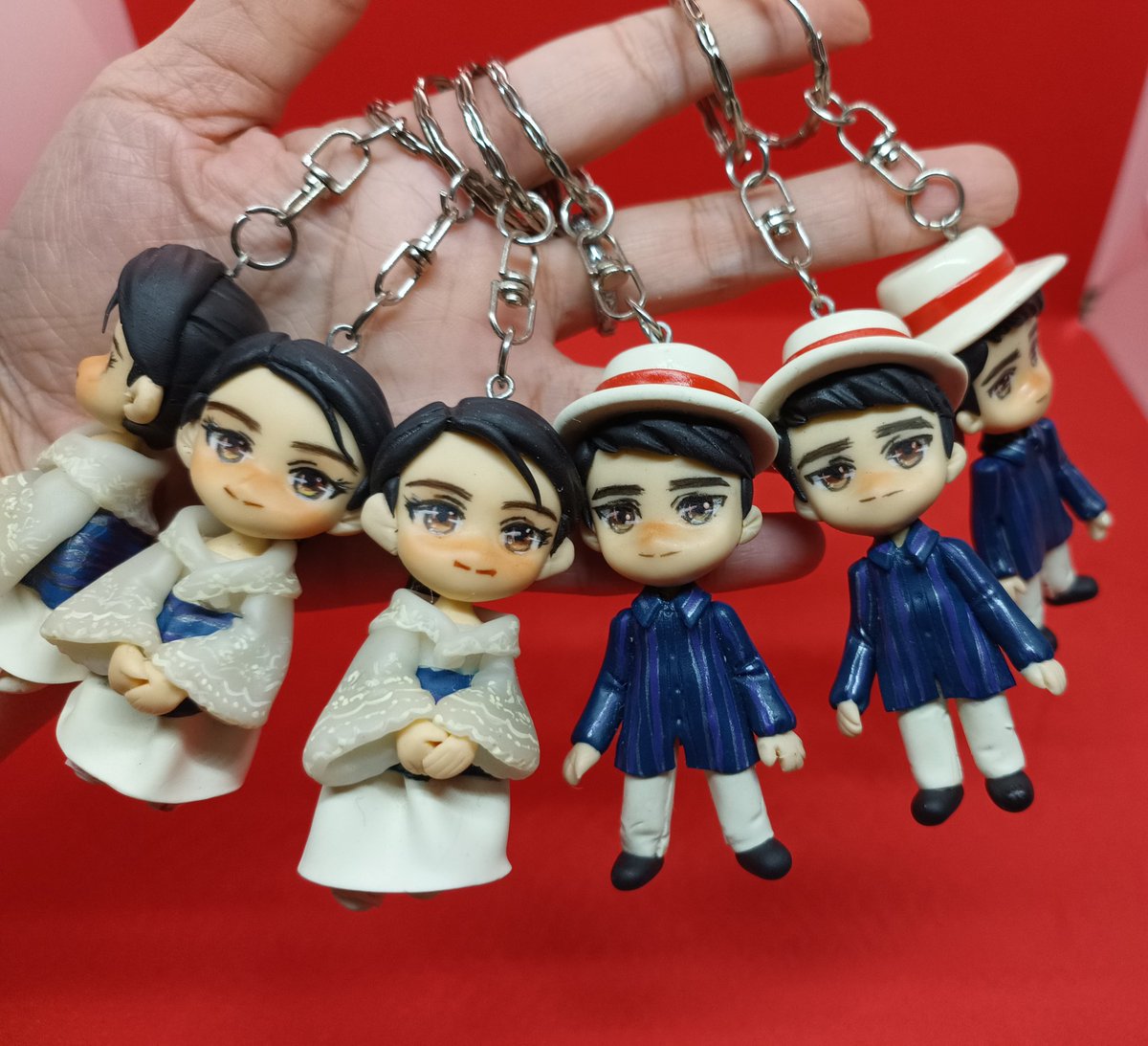 Klay at Fidel lang ang sakalam..😁😁😁

My handmade sets of keychains of Klay and Fidel! Gawa na ba ako ng ibang characters ng #MCI ? ☺️☺️

#MariaClaraAtIbarra
#GmaKapuso