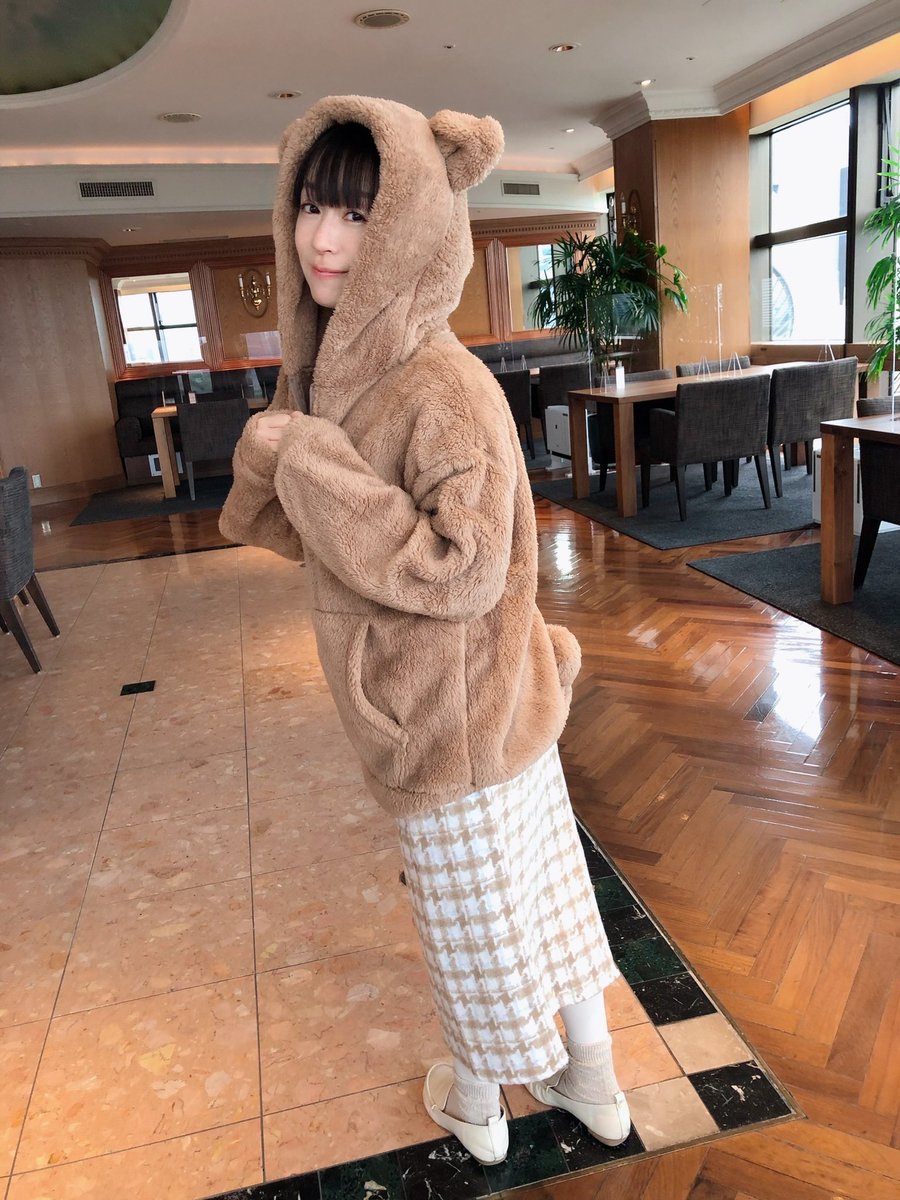 shiina_hekiru_'s tweet image. モコモコあったかい✨
寒がりには最高ネ😉
へきるパーク来週は👹節分に聞きたいぶりっ子台詞を様々な角度から大募集！是非ご投稿くださいね♪
〆切は２月1日まで📩
ところで花粉はじまってません？？（へきる）