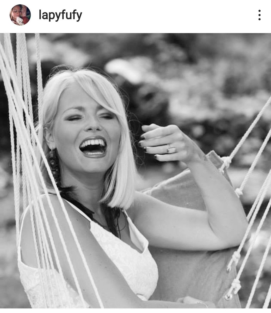 dezphilippe's tweet image. Deux ans que tu me manques... 😟☝️🌟 #Faustine #EM #GOUGEROT. Tu auras un beau bouquet aujourd'hui