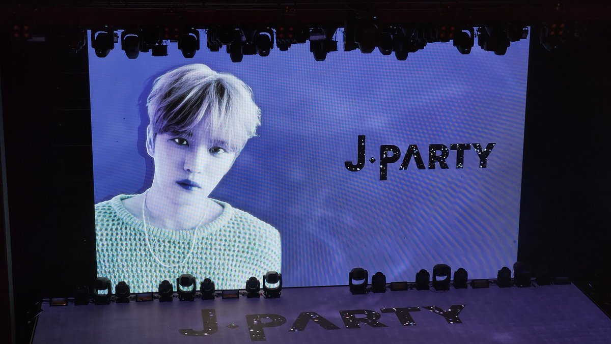 elbowyeish (@elbowyeish) on Twitter photo 