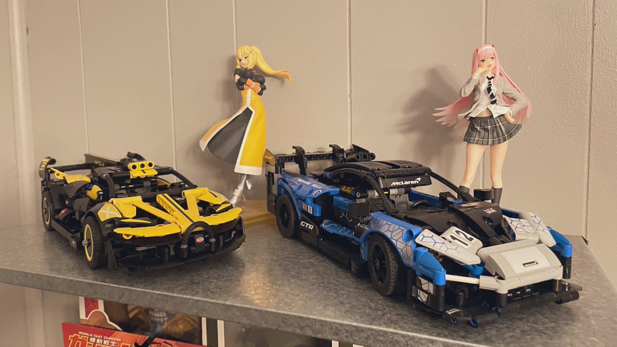 HTMLpage's tweet photo. Was proud of my latest technic build, and it looks great with the others. https://t.co/6yvBN5j30x