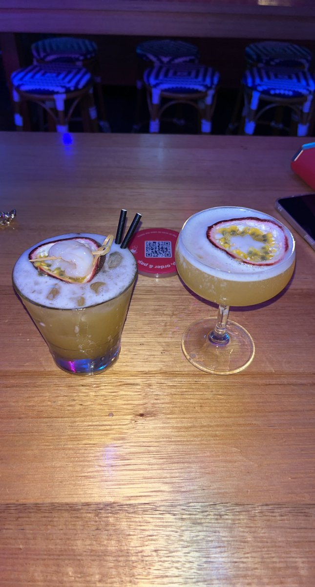 Michell04129266's tweet photo. Cocktails 4 rounds! I was so tipsy!🥴😂 https://t.co/GseGYI0Hqj
