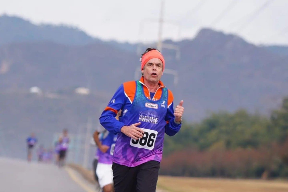 runwithuspk's tweet photo. The Islamabad Marathon happening now! 🏁
Professionals and amateurs alike are competing in this gruelling race, and we wish them all the best of luck.⚡️
May the best runner win!🏃‍♂️🏃‍♂️

#islamabadrunwithus #IslamabadMarathon2023 #RaceToEndPolio https://t.co/DCE8Cw1u4n