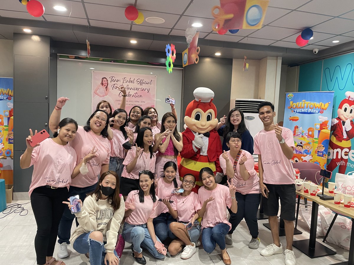 teamisabeltrend's tweet photo. Happy Anniversary, Team Isabel fam! ❤️

OneYearWithISABEL
#TeamIsabelAnn1versary https://t.co/clkfC459dO
