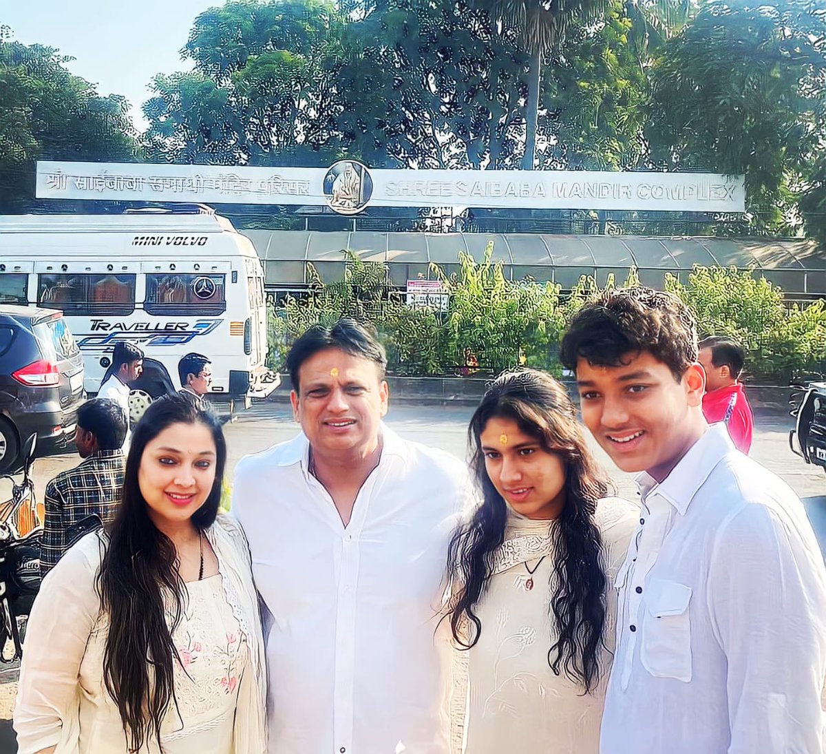 ajaydharamsingh's tweet photo. I had the privilege of visiting the holy city of Shirdi on the occasion of my birthday to seek the blessings of the revered Shirdi Sai Baba. The experience was truly humbling, and it was made even more special by the outpouring of birthday wishes from all of you. https://t.co/GG77IO3rDu