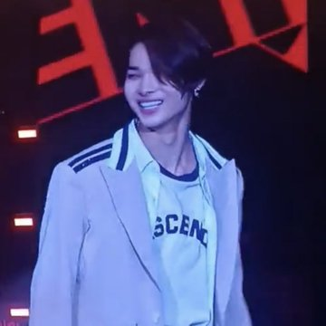yang happy terus ya cil i love u