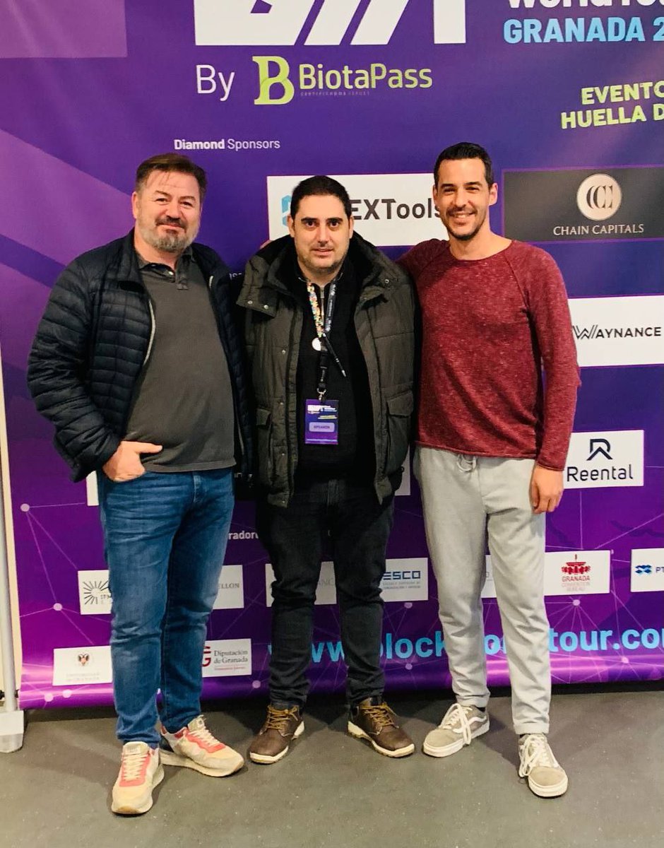 mollacox's tweet photo. Con mi gran amigo Cesc (CEO de @xhypeofficial) que bien nos lo hemos pasado con Juan (CEO de @maricoinoficial), con @Gabi de @HalbornSecurity con Vicente de #CryptoPocket y muchos más, que buena gente conoces en estos eventos, 💪💪💪🦄 

#web3 #blockchain @Blockworldtour #bwt https://t.co/ih7HMIgOdq