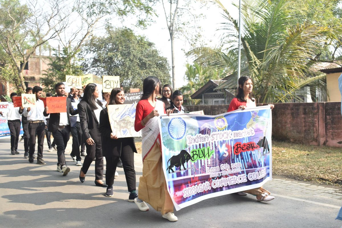 DasSapnanil's tweet photo. All thanks to Sibsagar Commerce College for sharing such kind of good message to the society that financial markets is not Gambling,if we do it with proper knowledge and take it as a business,i will look forward if other colleges also start spreading such good messages to society https://t.co/v7Yg6vSdhO