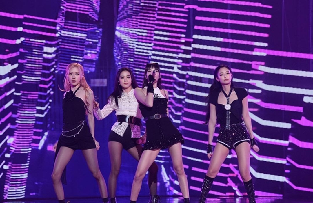 🇫🇷 BLACKPINK FRANCE FANBASE on Twitter: "Hier soir, @BLACKPINK ont fait ...