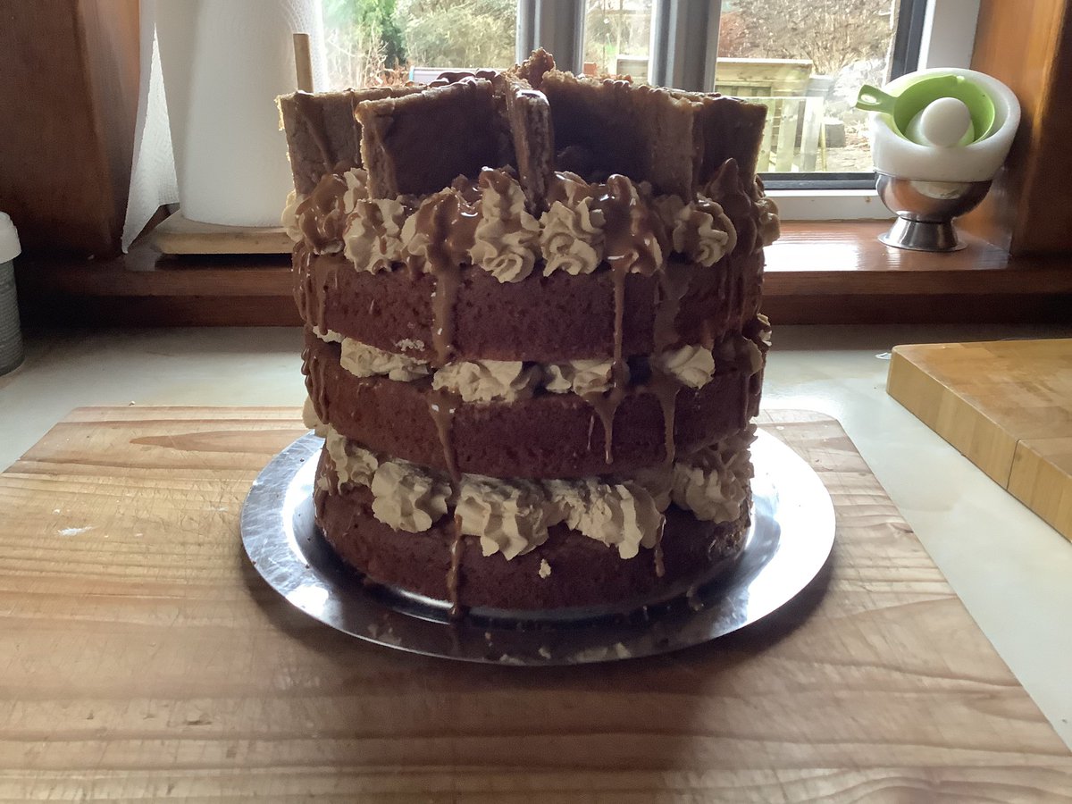 Biker_Babe2's tweet photo. I’ve been busy this morning making a birthday cake for my husband for tomorrow, first time baking a cake in my new Neff oven too. Hope he likes it #biscoffcake #birthdaycake #neffoven https://t.co/cOeA8krCPA