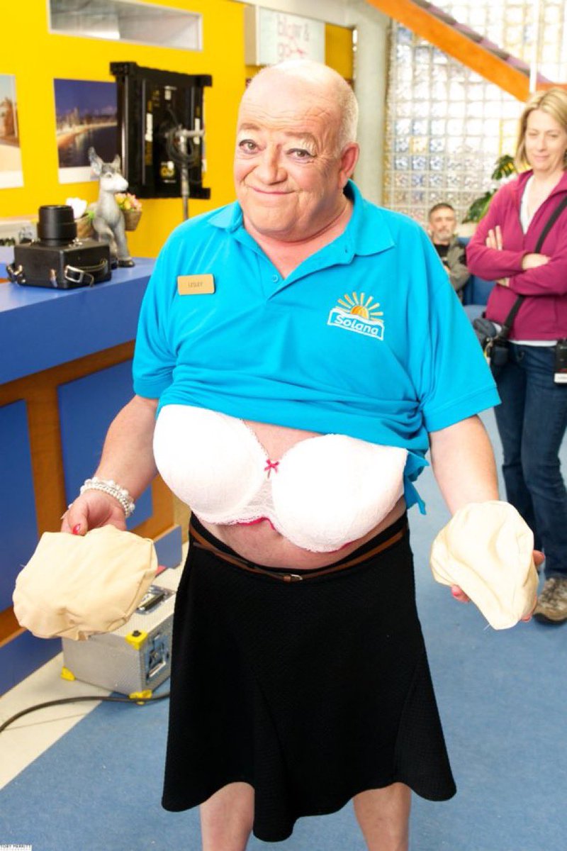 KerryTaylor75's tweet image. HAVE A BRA-VELLOUS SUNDAY ALL!!
#Les #Lesley #Benidorm 🌴❤️
