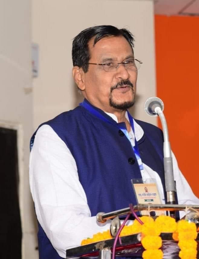 PriyaMishra1007's tweet photo. ବିଶିଷ୍ଟ ଲେଖକ, କବି ଓ ରାଜନେତା ଡଃ ହୁସେନ ରବି ଗାନ୍ଧୀଙ୍କ ଦେହାନ୍ତ ଖବର ଶୁଣି  ମୁଁ ଅତ୍ୟନ୍ତ ମର୍ମାହତ। ଏହି ଦୁଃଖଦ ସମୟରେ ପ୍ରଭୁ ଜଗନ୍ନାଥ ତାଙ୍କର  ପରିବାର କୁ ଧର୍ଯ୍ୟ ଓ ଶକ୍ତି ପ୍ରଦାନ କରନ୍ତୁ ଏହାହିଁ ମୋର ପ୍ରାର୍ଥନା। https://t.co/RCEOmihR1Y