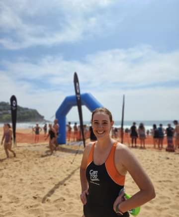 ameliashaw91's tweet photo. Today I somewhat conquered my fear of the deep dark ocean by swimming 2.8km in open water all in the name of cancer research 🏊🏻♀️🌊
https://t.co/AZEViPUK8g
#cantoo #oceanswim https://t.co/qZ9u6rsFef