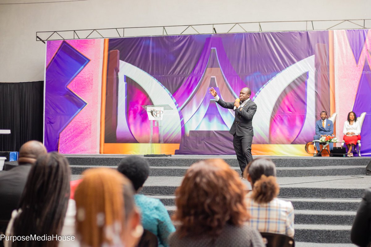 RFPMinistries's tweet photo. The second RFPMAM Performance of the day features the anointed spoken word artist and wordsmith Brave with a wonderfully crafted piece on JUSTIFICATION, leaving the audience stirred up and speechless. 
#RFPMAM
#ExtravaganzaSunday https://t.co/DNiIal0Enr