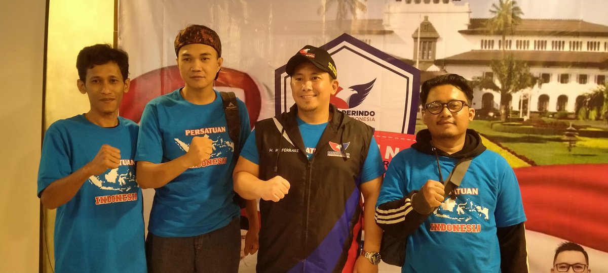 perindojabar_'s tweet photo. KSB BAPERIN Jawa barat bersama Ketua DPW PARTAI PERINDO JAWA BARAT H. M. Ferrari Nurrachadian #baperin #perindojabar @PartaiPerindo https://t.co/eskmYjRWHn