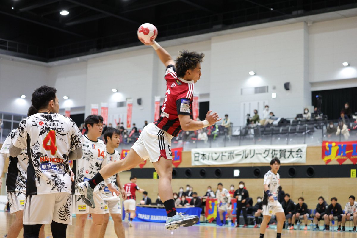 tbkredtornado's tweet photo. 【試合結果】

トヨタ紡織九州 26(12-11.14-14)25 琉球コラソン

60分間通して拮抗した試合展開でしたが、
最後は全員で守り切り一点差での勝利となりました❗️

課題をしっかり修正して次回の豊田合成戦に挑みます！

沢山の応援ありがとうございました📣 https://t.co/E67NxRqzfF