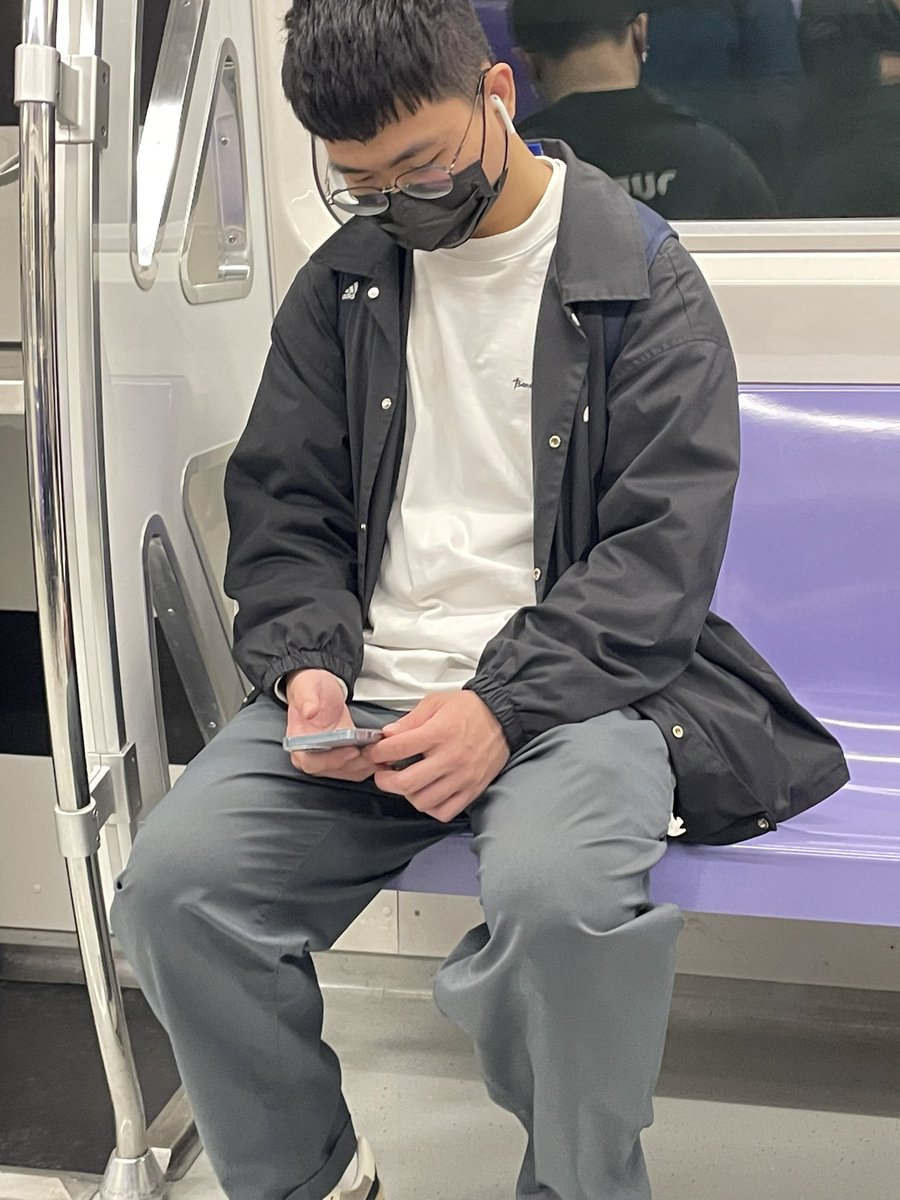 越看越可愛！（感覺有點像某任