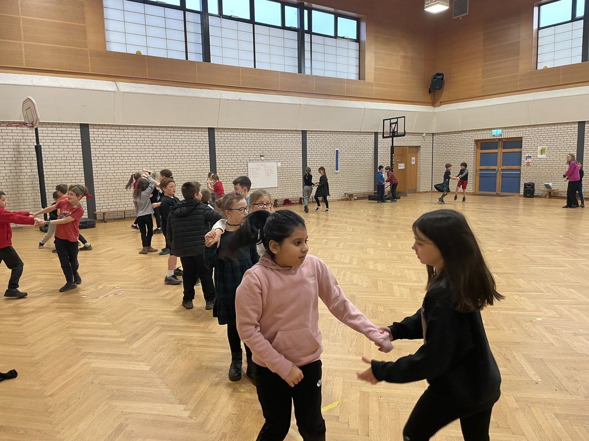 Dunbar Primary P4 tweet media