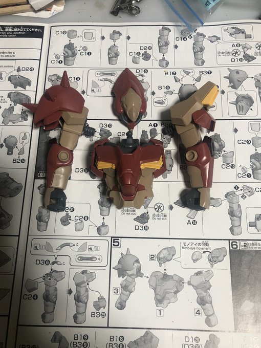 メッサー、放送中では腕一本しか進まず笑点見ながら30分延長、先週までの胴体と合わせてここまで。にしてもえらく割り切った造りの拳パーツやね。 